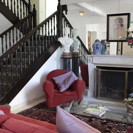 马塔加利亚酒店 3* 比亚里茨